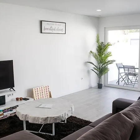 Palo Alto Villa *